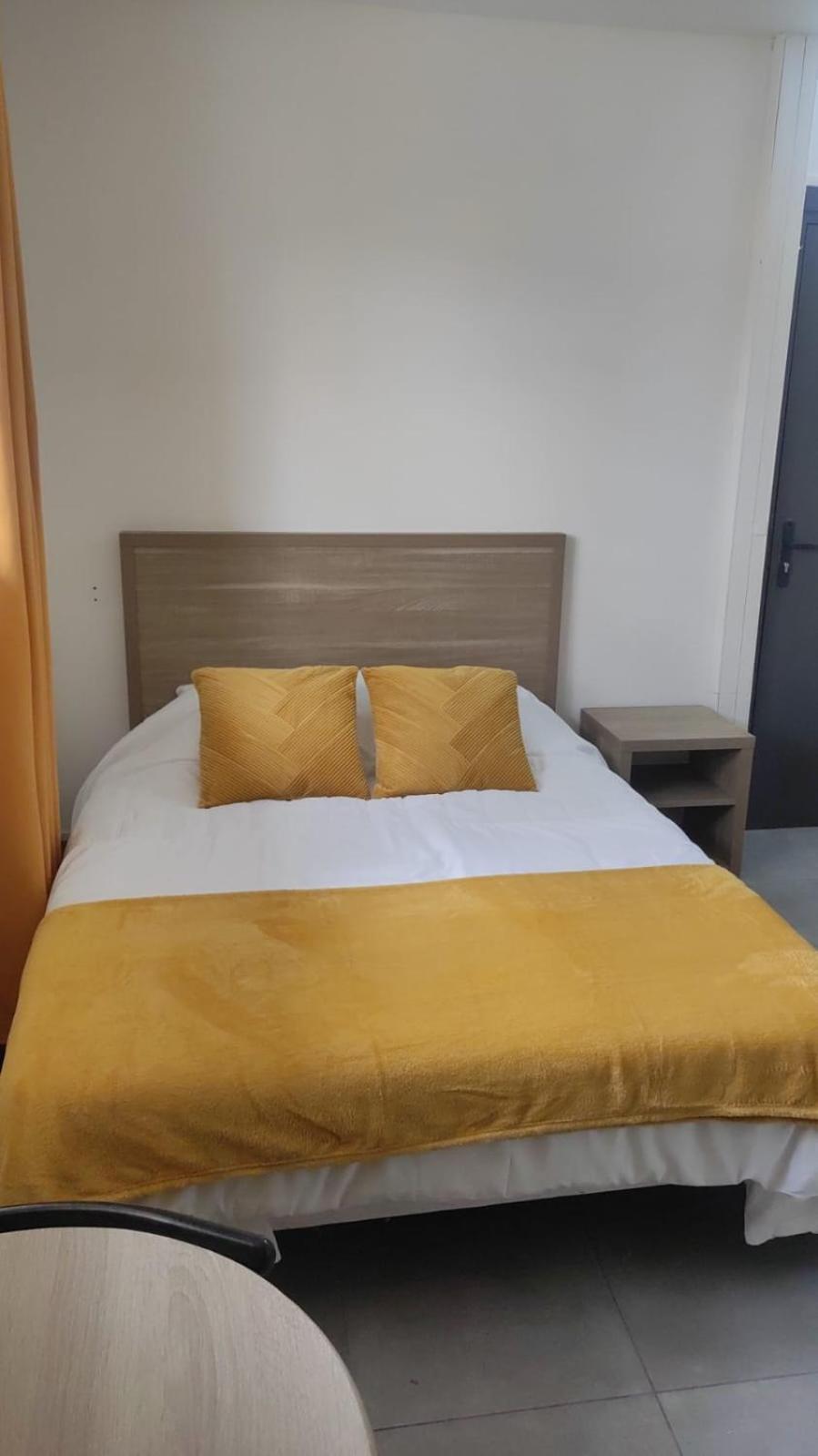 Appartement 1 , Disneyland - Parking Gratuit - Maison Des Platanes Meaux Esterno foto